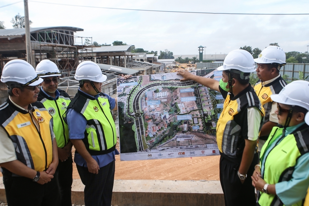 Bukit Kayu Hitam new link road to Thai border